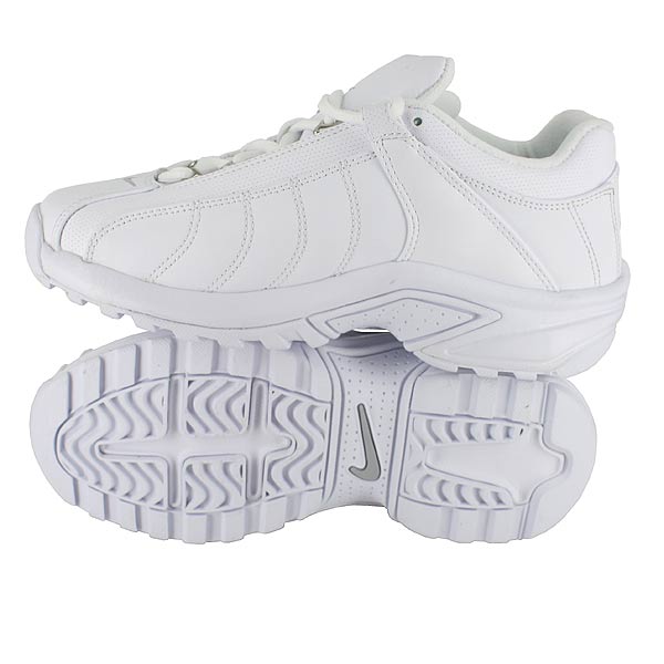 womens wide width nike shoes